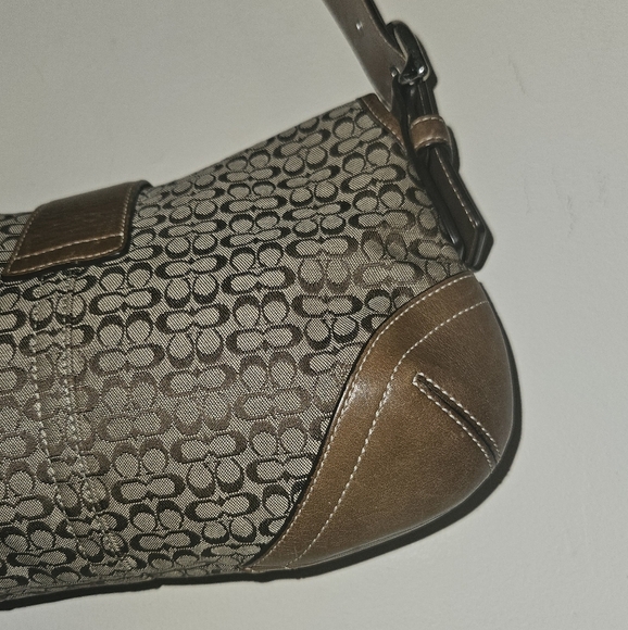 Coach Y2K Soho Brown Signature "C" Shoulder Bag 6818 Silver Buckle Vintage Small - Picture 8 of 14